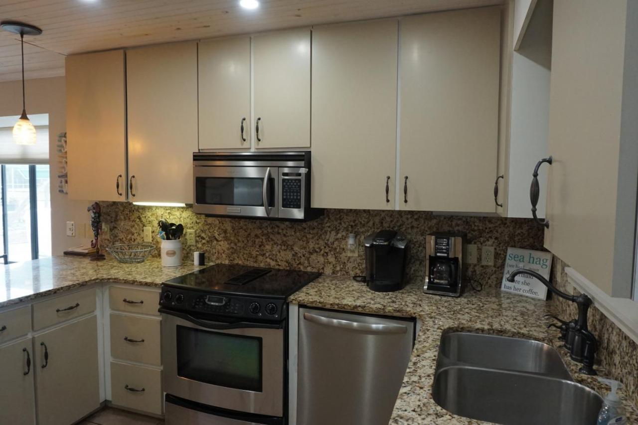 Venture Out 15 Dolphin Lane Holiday home *