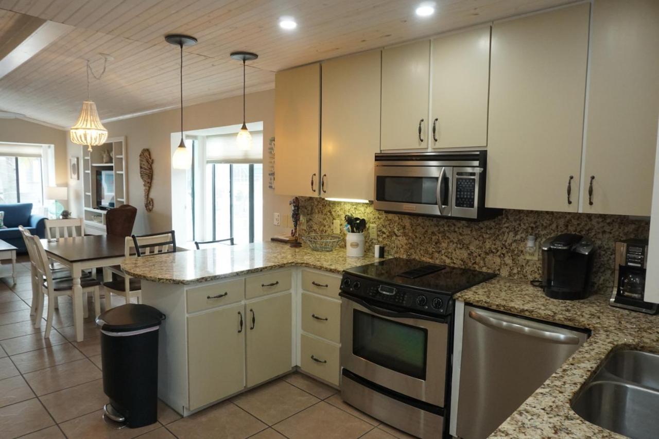 Venture Out 15 Dolphin Lane * Panama City Beach