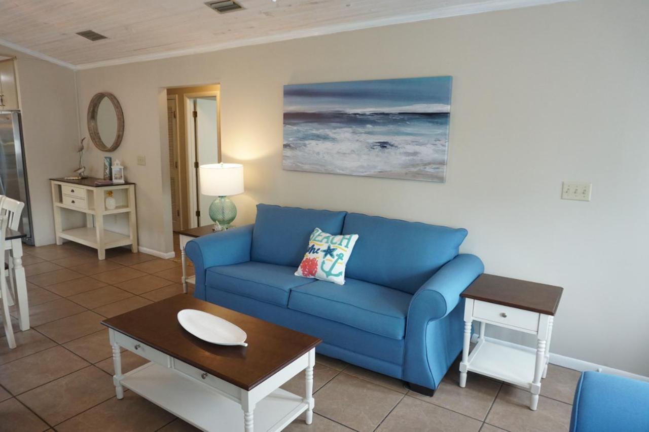 Venture Out 15 Dolphin Lane Holiday home Panama City Beach