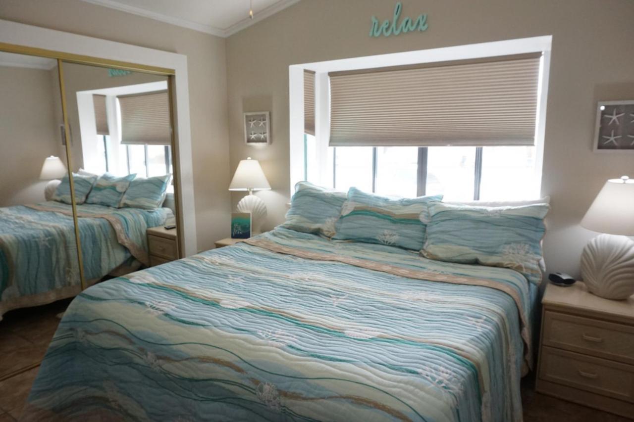 Venture Out 15 Dolphin Lane Holiday home Panama City Beach